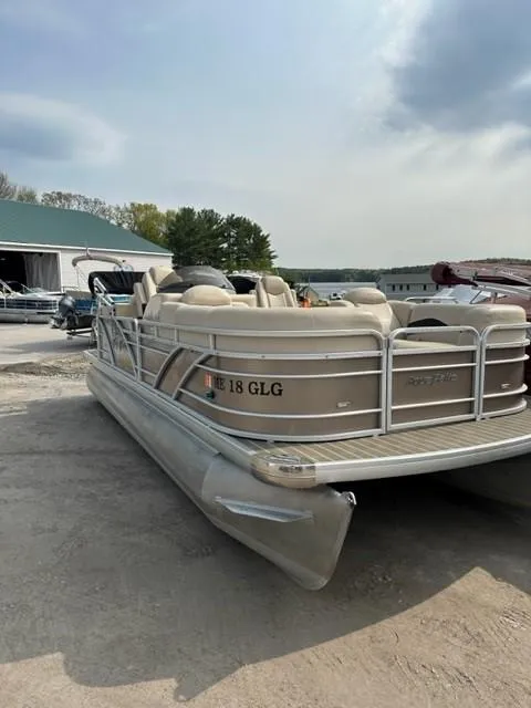 The Image of Godfrey Aqua Patio 220 LC3 2013 - 1