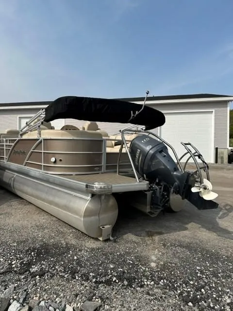 Slide: The Image of Godfrey Aqua Patio 220 LC3 2013 - 3