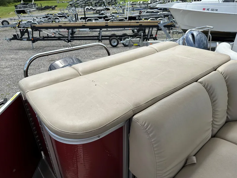 Slide: The Image of Sanpan 2500C 2015 - 3