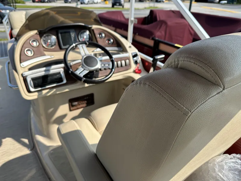 Slide: The Image of Sanpan 2500C 2015 - 5