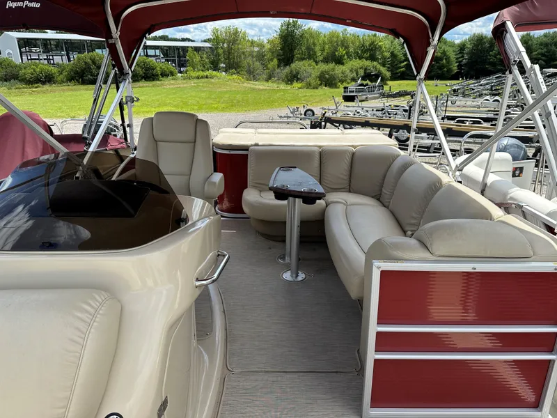 Slide: The Image of Sanpan 2500C 2015 - 8