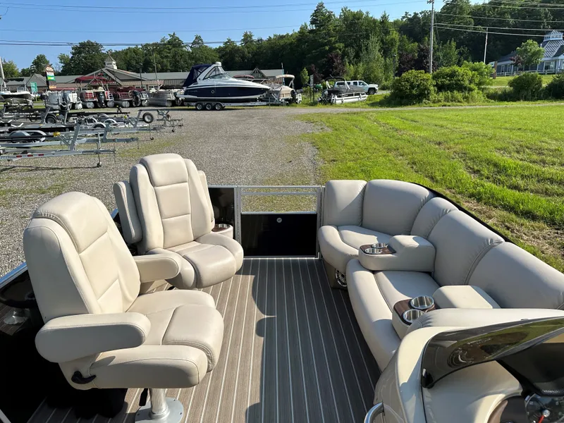 Slide: The Image of 2014 Sanpan SP2200BC3 pontoon boat with luxurious outdoor seating. - 14