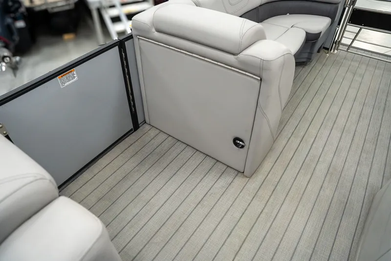 Slide: The Image of Starcraft CX 25 DL Bar - Tritoon 2023 - 15