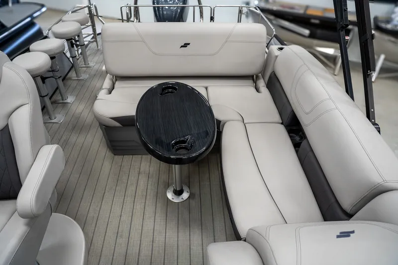 Slide: The Image of Starcraft CX 25 DL Bar - Tritoon 2023 - 16