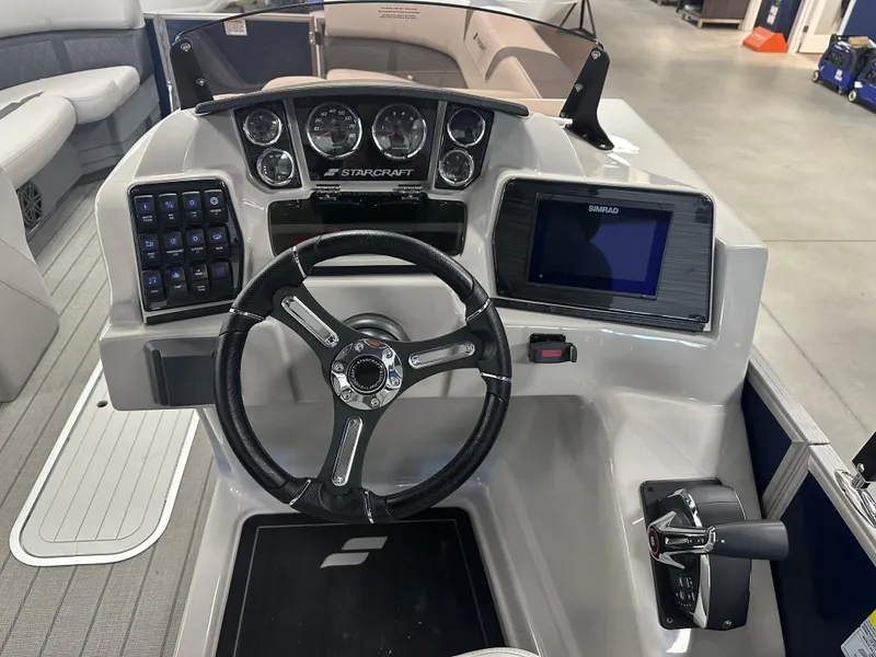 Slide: The Image of Starcraft CX 25 DL Bar - Tritoon 2024 - 13