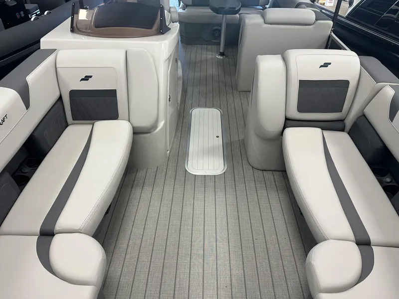 Slide: The Image of Starcraft CX 25 DL Bar - Tritoon 2024 - 16