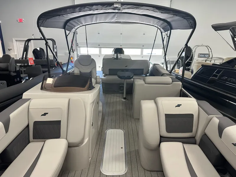 Slide: The Image of Starcraft CX 25 DL Bar - Tritoon 2024 - 17