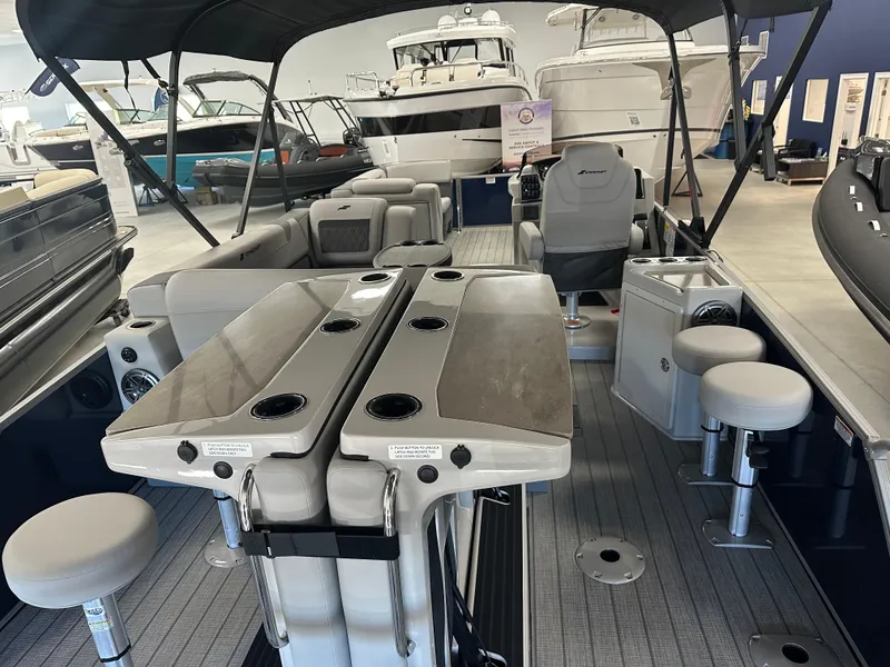 Slide: The Image of Starcraft CX 25 DL Bar - Tritoon 2024 - 6