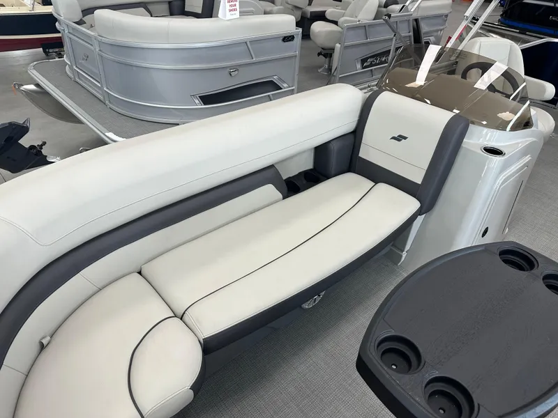 Slide: The Image of Starcraft EX 22 FD 2023 - 17