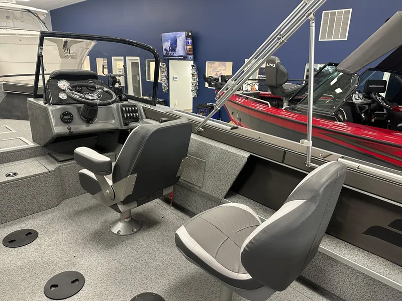 Slide: The Image of Starcraft Fishmaster 196 DC 2024 - 13