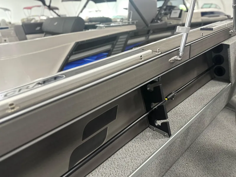 Slide: The Image of Starcraft Fishmaster 196 DC 2024 - 19