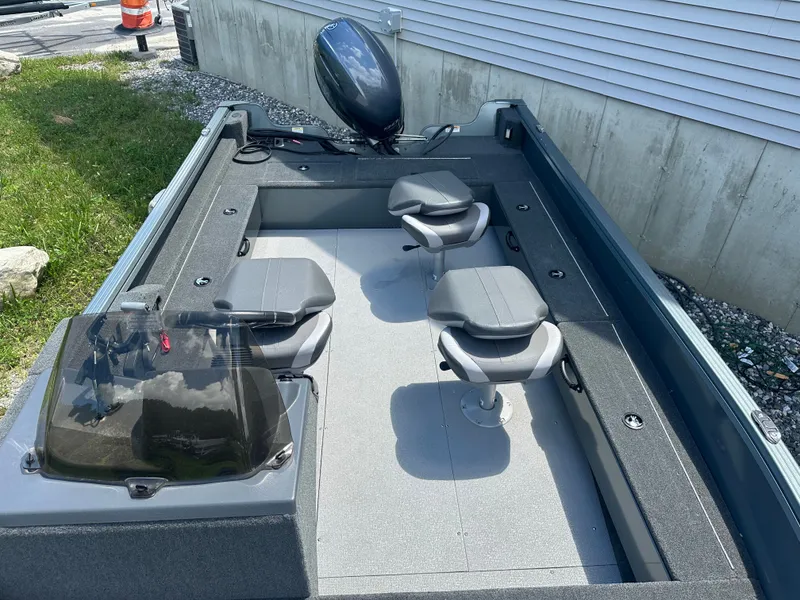 Slide: The Image of Starcraft Storm 176 SC 2023 - 11