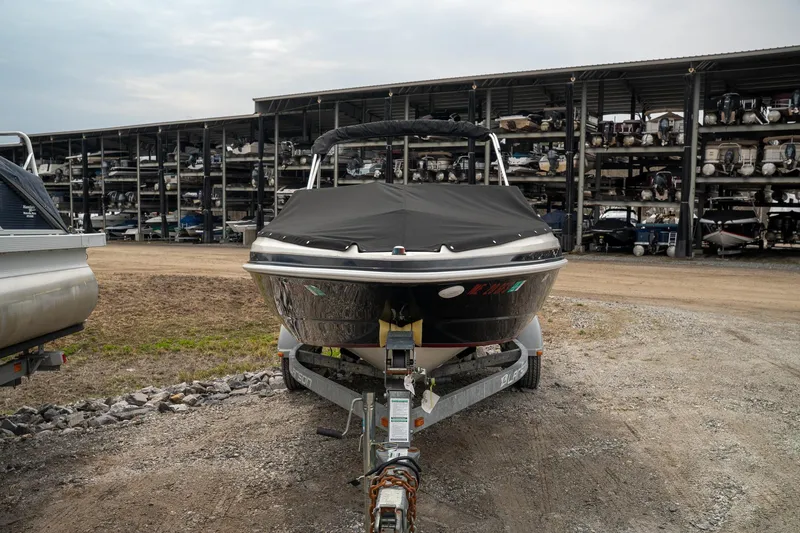 Slide: The Image of Larson LX 195 C 2013 - 5