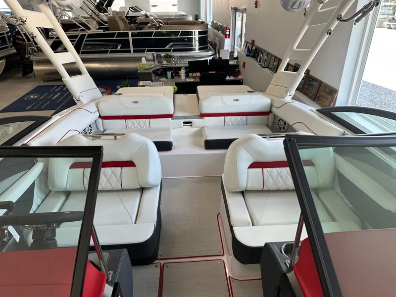 Slide: The Image of Regal LS2 2024 - 22