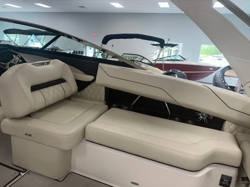 Slide: The Image of Regal LS4 Surf 2024 - 13