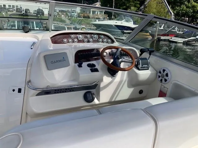 Slide: The Image of Sea Ray Sundancer 330 1996 - 4