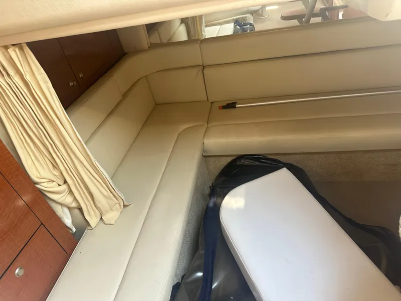 Slide: The Image of Sea Ray 340 Sundancer 2005 - 20