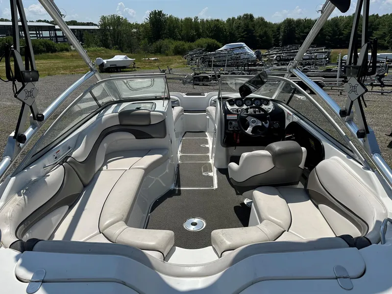 Slide: The Image of Yamaha 212X 2008 - 5