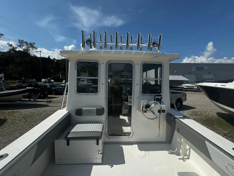 Slide: The Image of Defiance 260 Admiral 2025 - 10