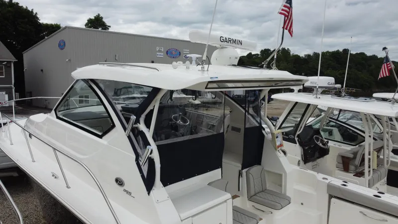 Slide: The Image of Pursuit OS 355 Offshore 2024 - 10