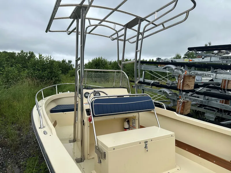 Slide: The Image of Rossiter R17 CC 2021 - 19