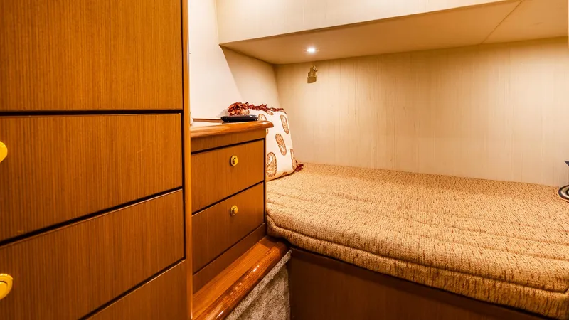 Slide: The Image of Ocean Yachts 46 Super Sport 2006 - 16