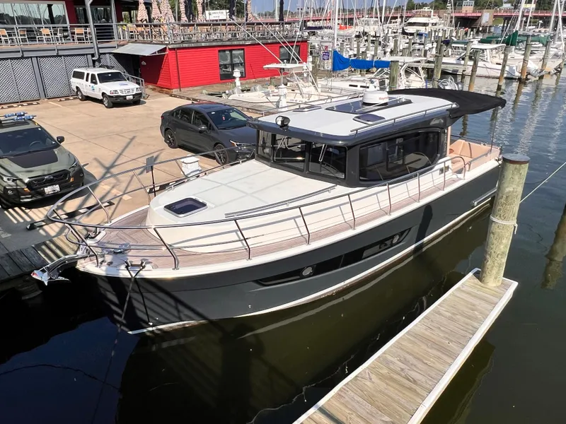 Slide: The Image of El Pescador 35 2023 - 37