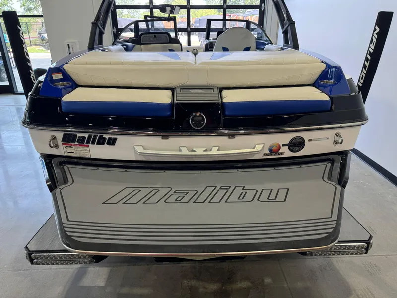 Slide: The Image of Malibu Wakesetter 20 VTX 2016 - 10