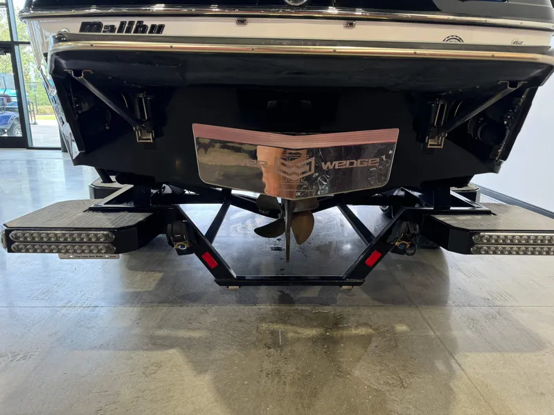 Slide: The Image of Malibu Wakesetter 20 VTX 2016 - 7