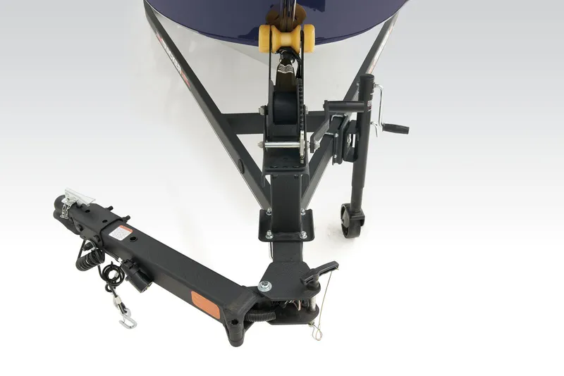 Slide: The Image of Manufacturer Provided Image: Tracker Pro Guide V-16 WT - 10