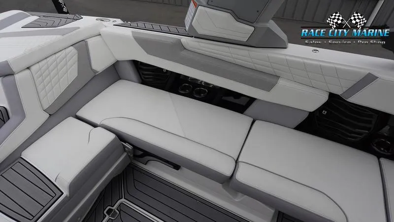 Slide: The Image of Nautique Super Air Nautique G23 - 13