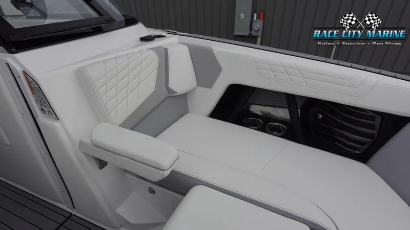 Slide: The Image of Nautique Super Air Nautique G23 - 22