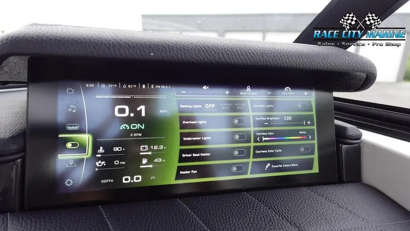 Slide: The Image of Nautique Super Air Nautique G23 - 27