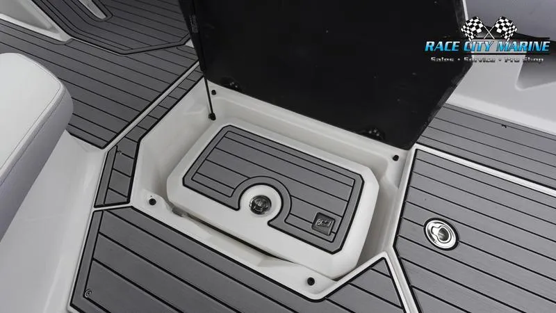 Slide: The Image of Nautique Super Air Nautique G23 - 33