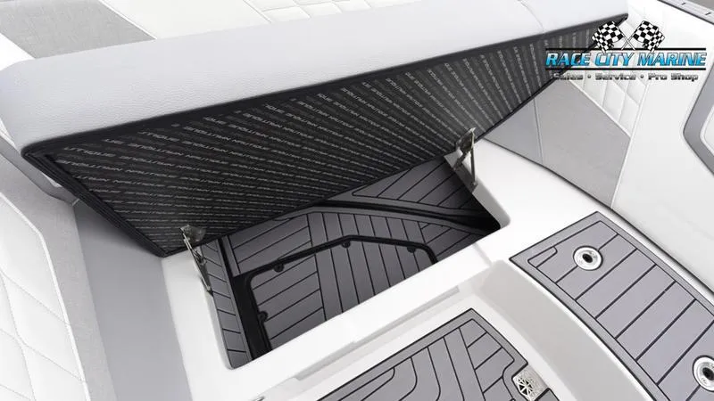 Slide: The Image of Nautique Super Air Nautique G23 - 36