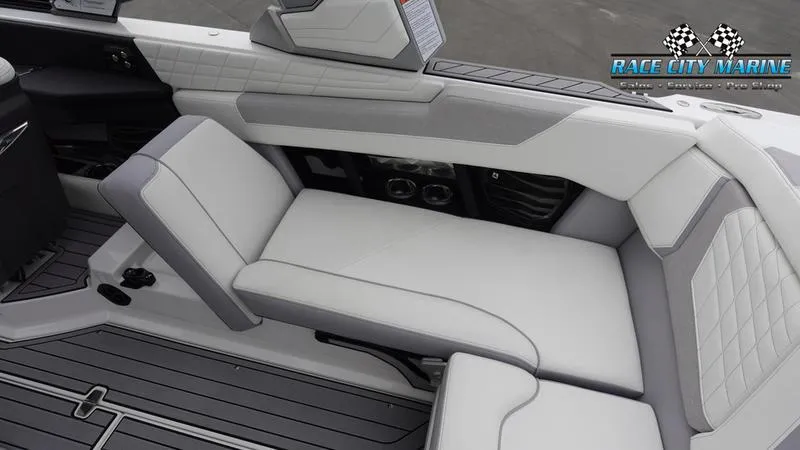 Slide: The Image of Nautique Super Air Nautique G23 - 49