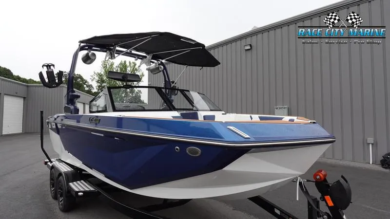 Slide: The Image of Nautique Super Air Nautique GS22 - 2