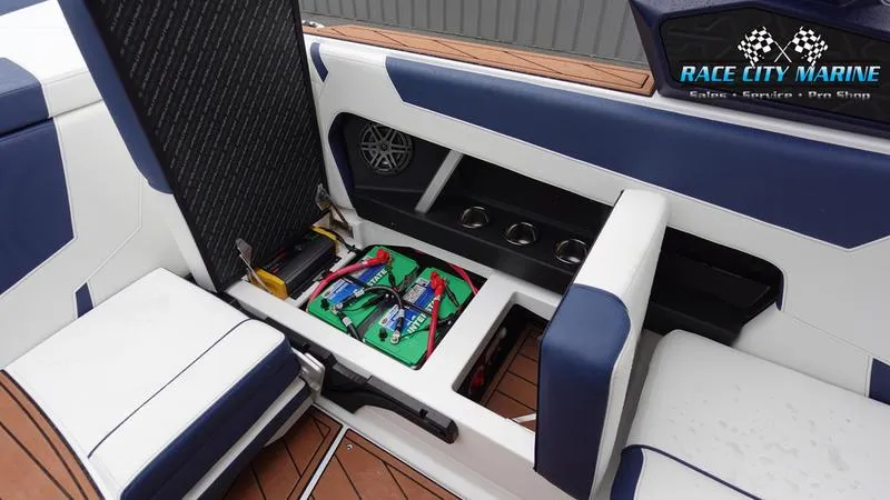 Slide: The Image of Nautique Super Air Nautique GS22 - 29