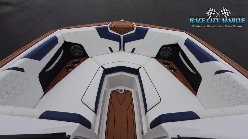 Slide: The Image of Nautique Super Air Nautique GS22 - 43