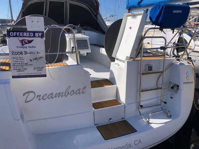 Slide: The Image of 2008 Beneteau 40 sailboat "Dreamboat" with teak steps, docked in Alameda, CA. - 18