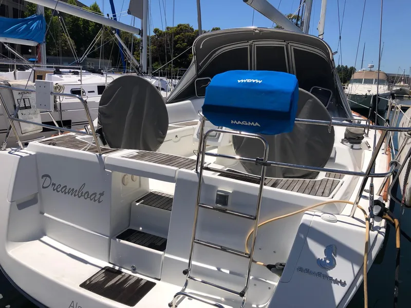 Slide: The Image of 2008 Beneteau 40 sailboat Dreamboat docked at marina. - 24