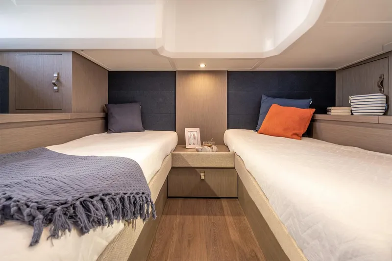 Slide: The Image of Manufacturer Provided Image - 8