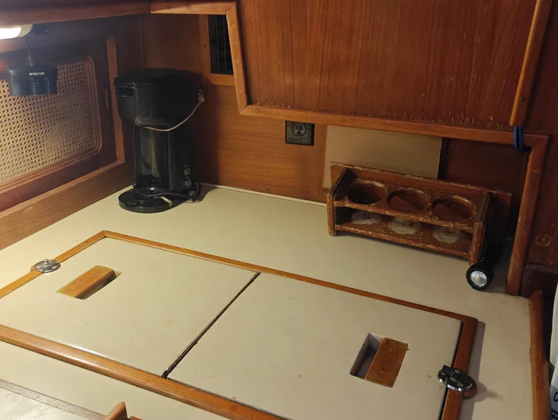 Slide: The Image of Newport MKII 1987 - 50