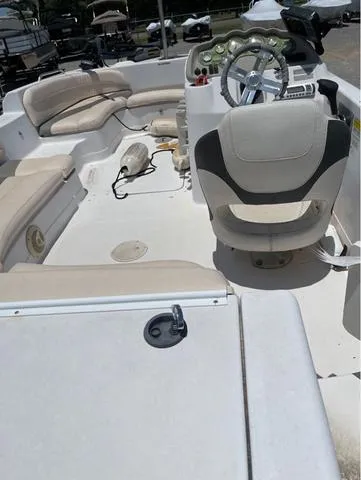 Slide: The Image of Glastron DS 205 2012 - 3