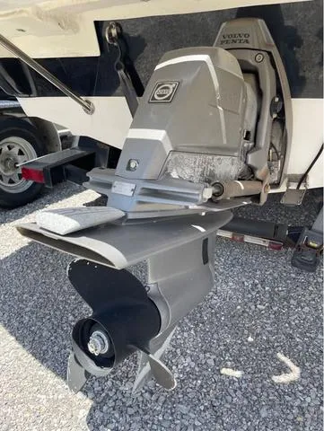 Slide: The Image of Glastron DS 205 2012 - 5