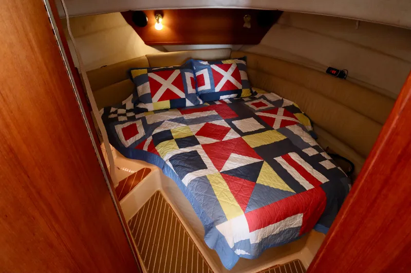 Slide: The Image of Ranger Tug R-31 2013 - 2