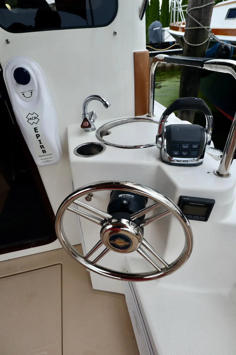 Slide: The Image of Ranger Tug R-31 2013 - 27