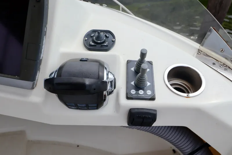 Slide: The Image of Ranger Tug R-31 2013 - 35