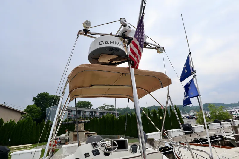 Slide: The Image of Ranger Tug R-31 2013 - 38