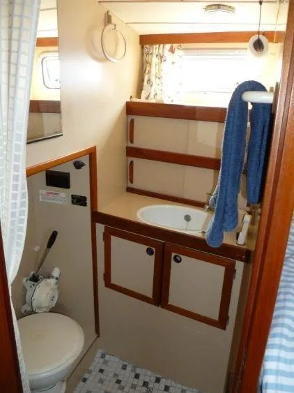 Slide: The Image of Aft Head - 14